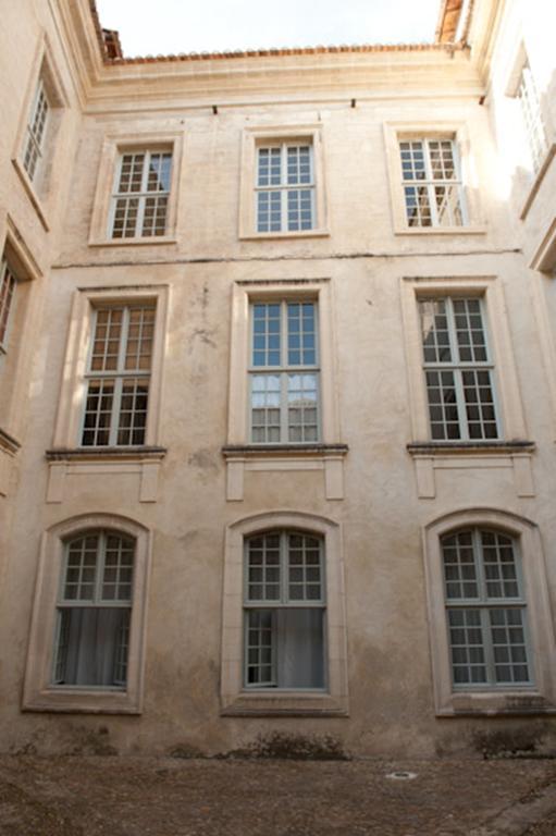 La Croix - Hyper Centre - Palais Des Papes Et Pont D'avignon - Wifi Apartment *